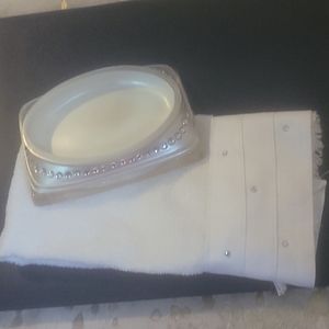 Nicole Miller soap dish and hand towel